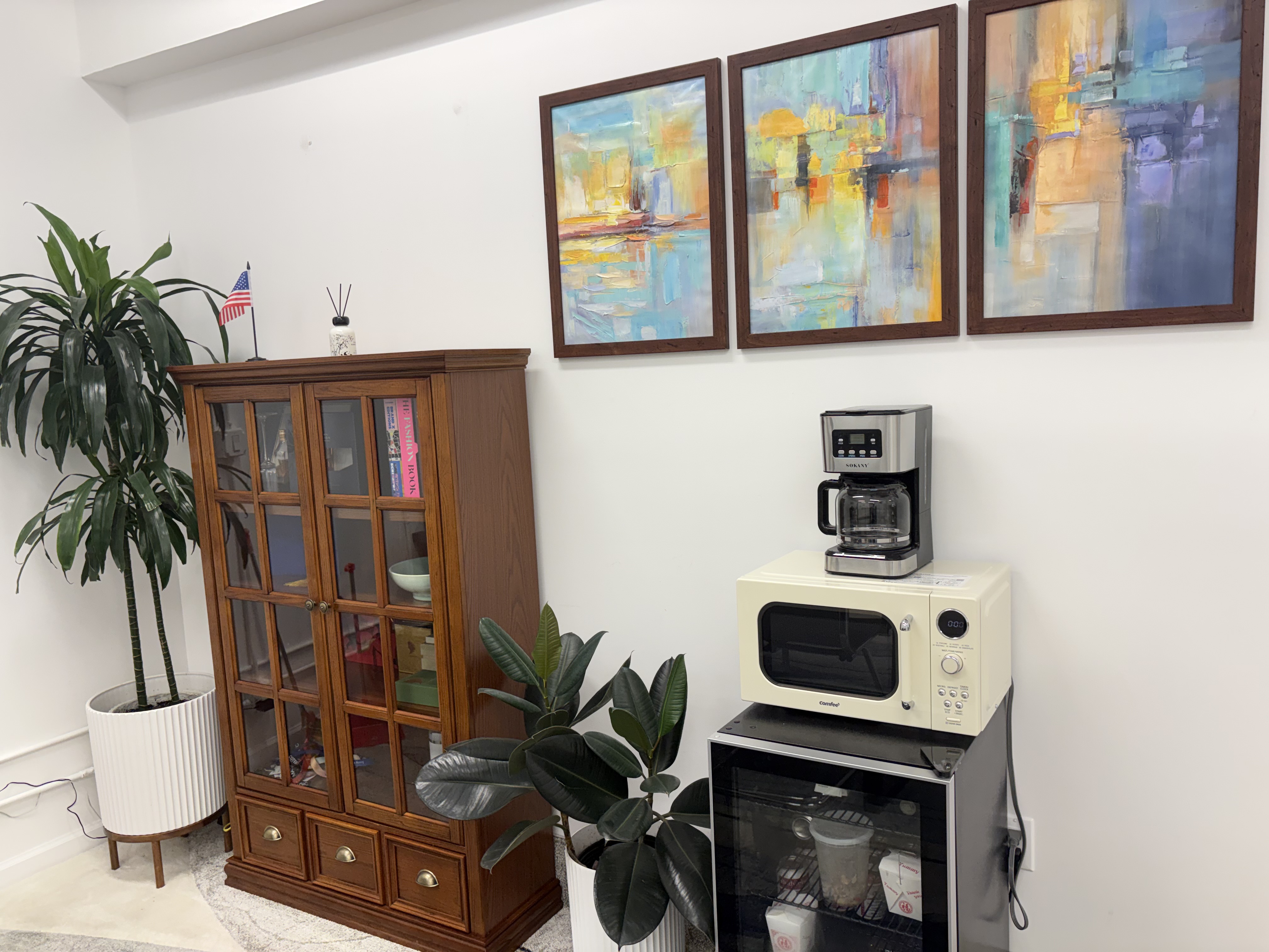 Suite Interior 1